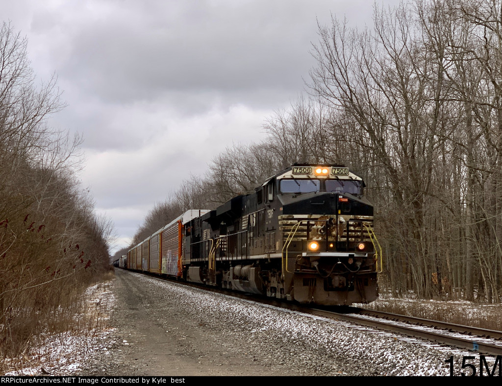 NS 7506 on 15M